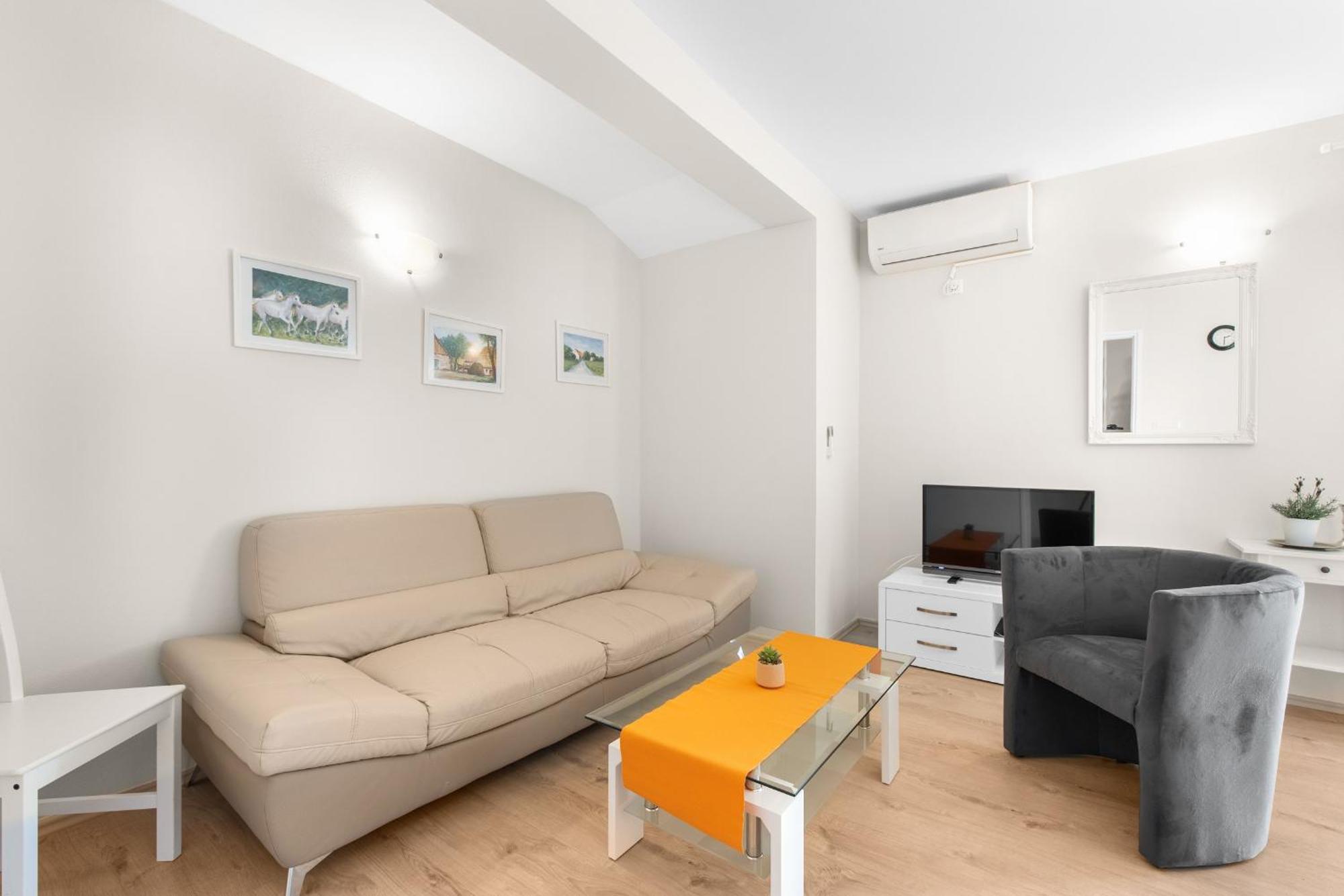 Villa Hope - Apartments With Shared Pool ポレッチ 部屋 写真