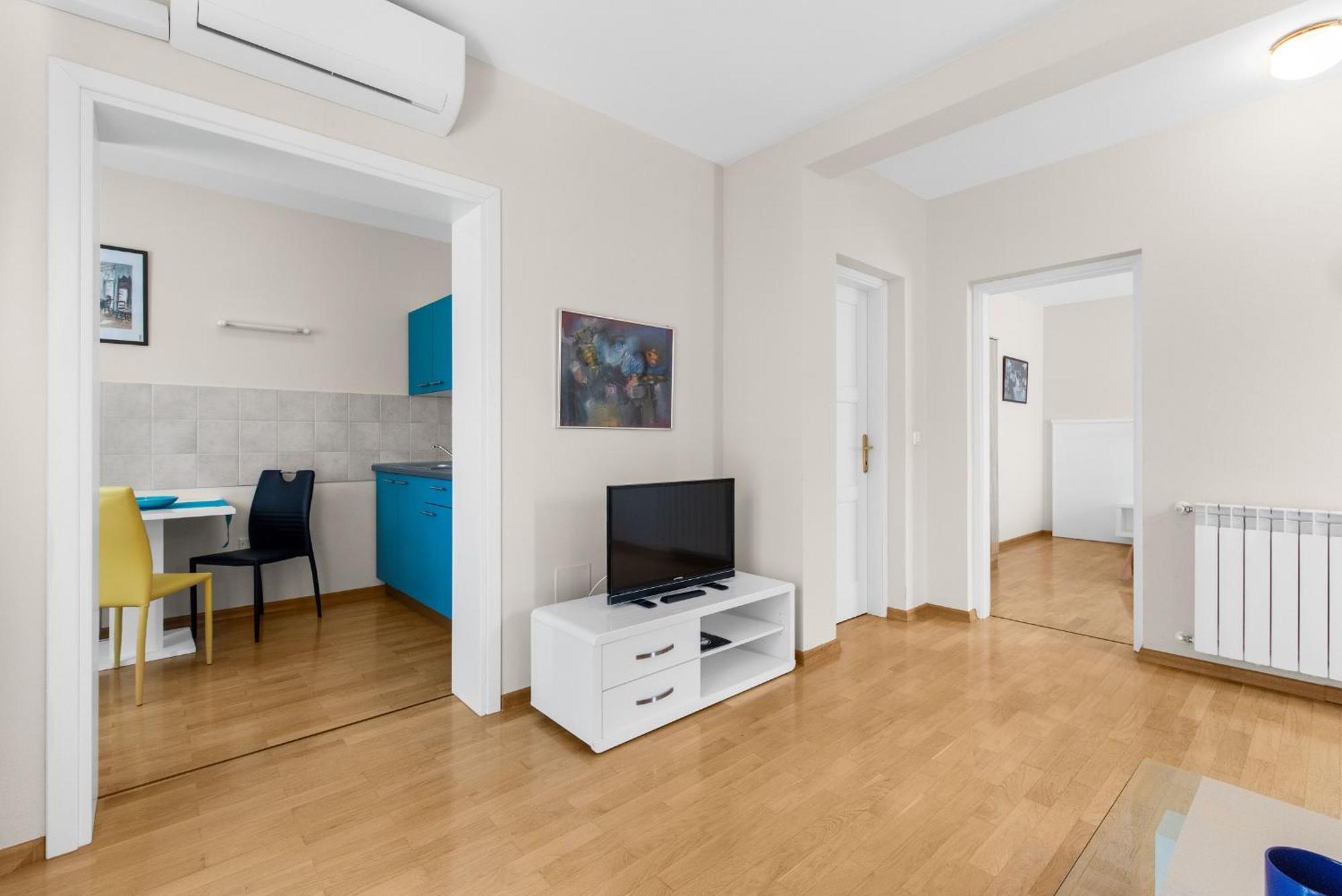 Villa Hope - Apartments With Shared Pool ポレッチ 部屋 写真