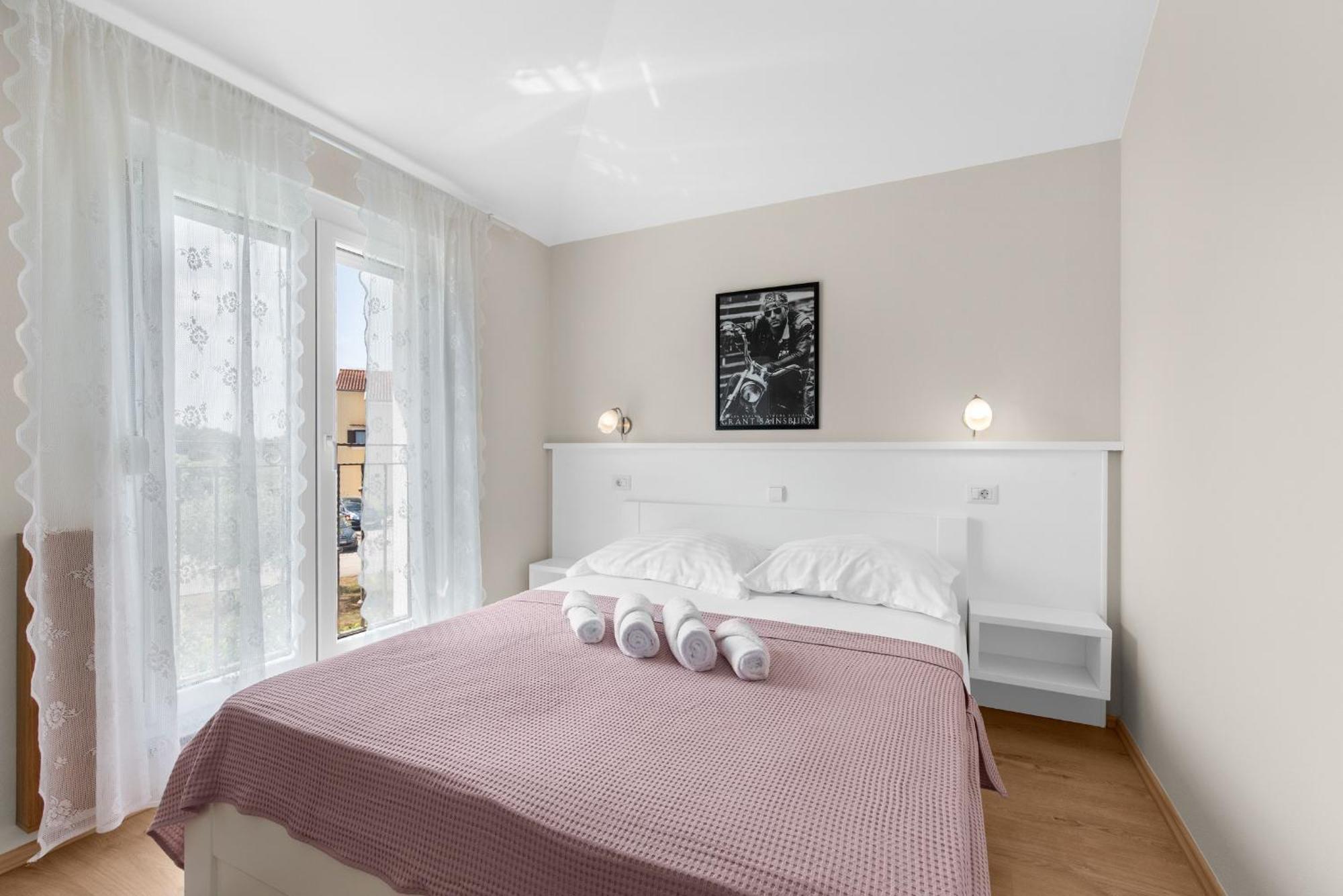 Villa Hope - Apartments With Shared Pool ポレッチ 部屋 写真