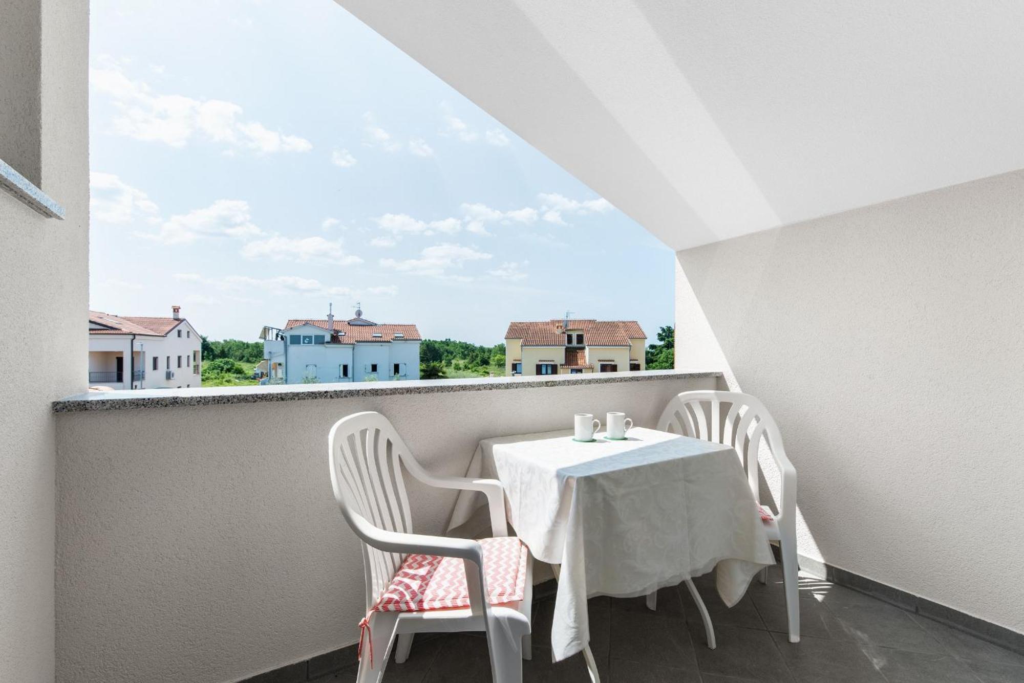 Villa Hope - Apartments With Shared Pool ポレッチ 部屋 写真